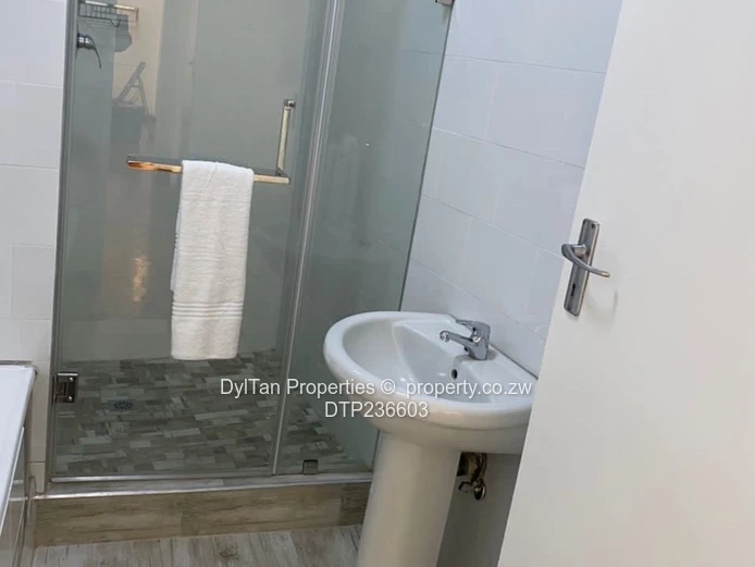 Fully furnished 3 Bedroomed Flat Located in the Avenues 